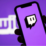 Twitch juga memudahkan pengguna berkongsi klip daripada penstriman serta mempromosikan acara penstriman yang akan datang.