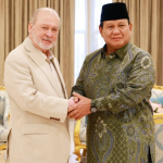 Sultan Ibrahim berkenan menerima kunjungan Prabowo Subianto, yang merupakan sahabat lama Seri Paduka Baginda, di Istana Negara pada Sabtu.