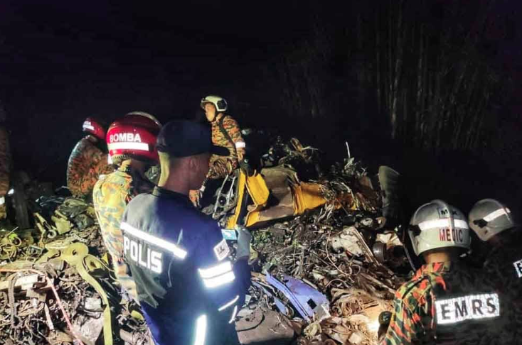 Lokasi kejadian kemalangan treler terbabas di KM 42.1 Lebuhraya Karak.